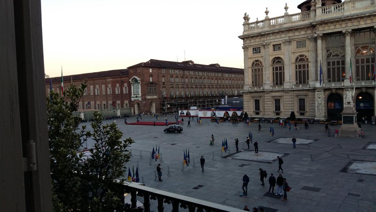 Piazza Castello Suite Торино Екстериор снимка